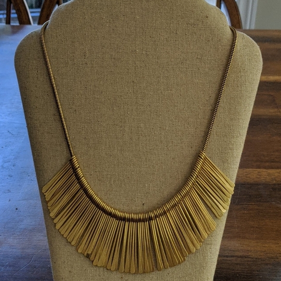 Gold Essential Fringe Necklace